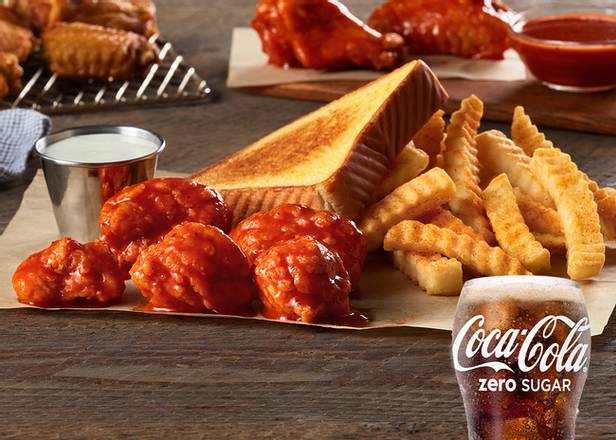 Order Boneless Wings Meal food online from Zaxby store, Bowling Green on bringmethat.com