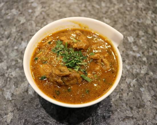 Order Chicken Curry food online from Mehak India Aroma store, Denver on bringmethat.com