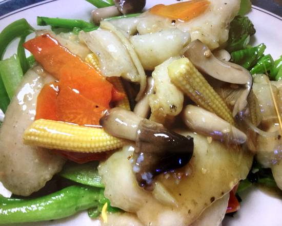 Order Vegetable Heart W/Fish Filet food online from Canton Chinese Restaurant store, Richardson on bringmethat.com