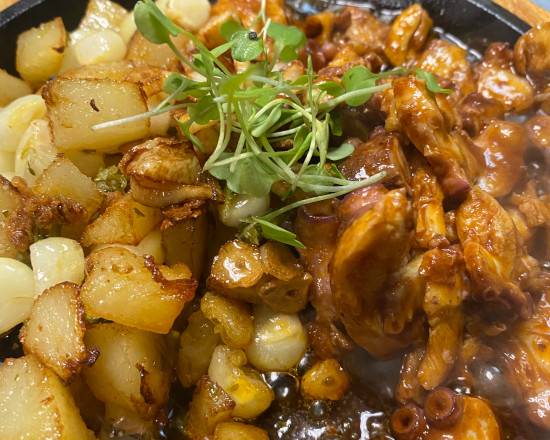 Order Pulpo (Mediterranean Octopus) food online from Machupicchu Peruvian Cuisine Restaurant store, Miami on bringmethat.com