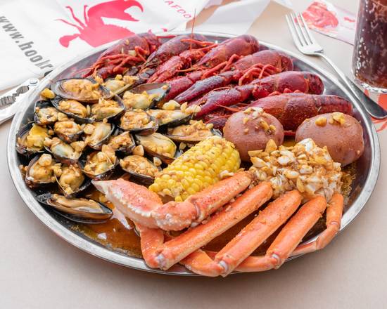 Order Large Catch food online from Hook & Reel Cajun Seafood store, Philadelphia on bringmethat.com