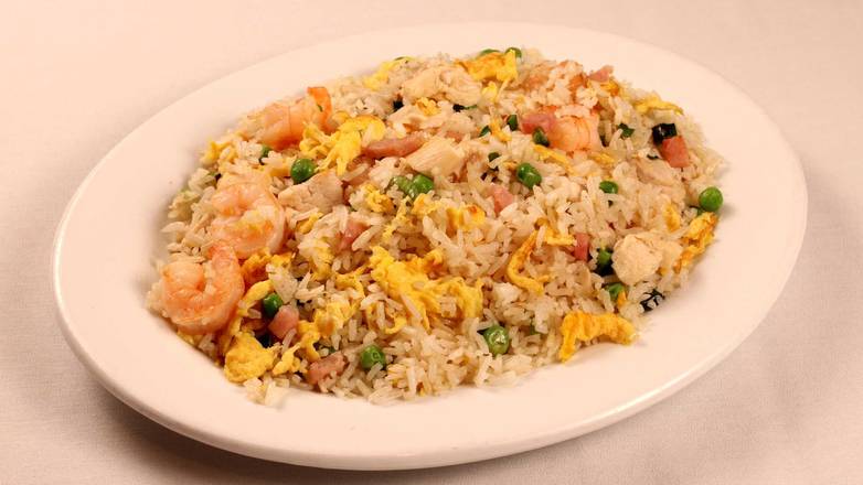 Order House Special Fried Rice food online from Chef Chan's store, Spring on bringmethat.com