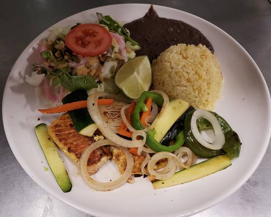 Order Filete a la Plancha food online from El Metapaneco store, Los Angeles on bringmethat.com