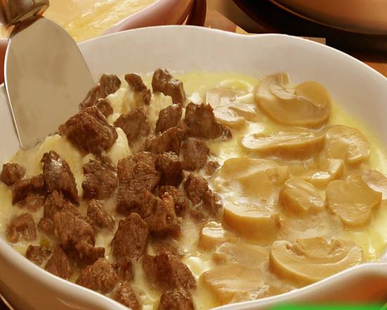 Order Melted Cheese with Mushroom or Beef food online from Chihua Restaurant & Bar store, El Paso on bringmethat.com