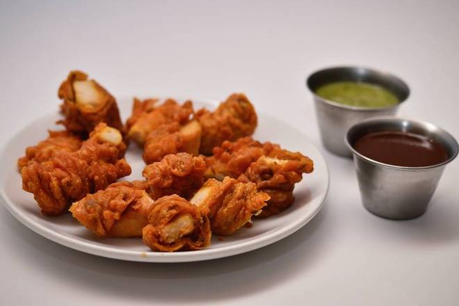Order Samosa Chaat food online from Ahmed Indian Grill And Restaurant store, Orlando on bringmethat.com