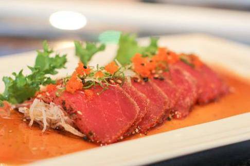 Order Black Pepper Tuna food online from Sushi Sumo store, Alpharetta on bringmethat.com