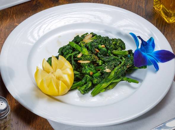 Order Broccoli Rabe with Garlic and Oil food online from Mangiano Pizza Restaurant & Catering store, Hanover on bringmethat.com