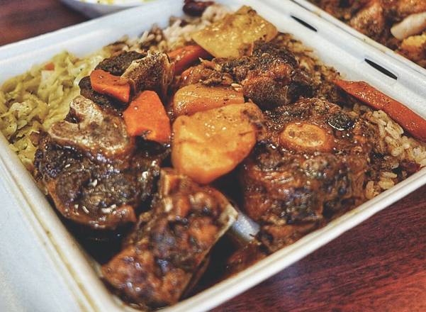 Order Oxtails (Large) food online from Royale Cafe store, Jacksonville on bringmethat.com