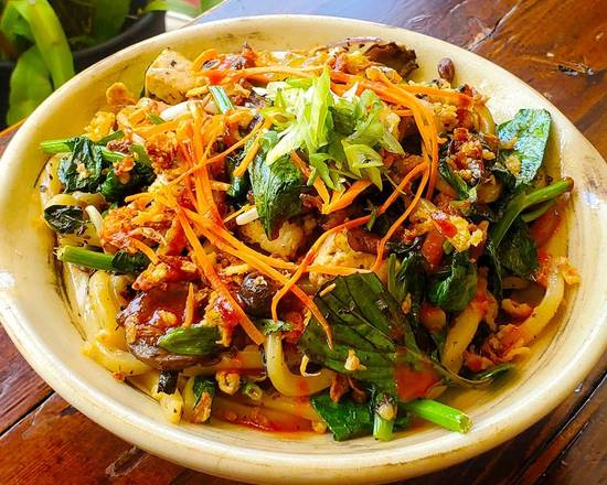Order Mushroom Drunken Udon food online from Pinwheel Garden store, Jersey City on bringmethat.com