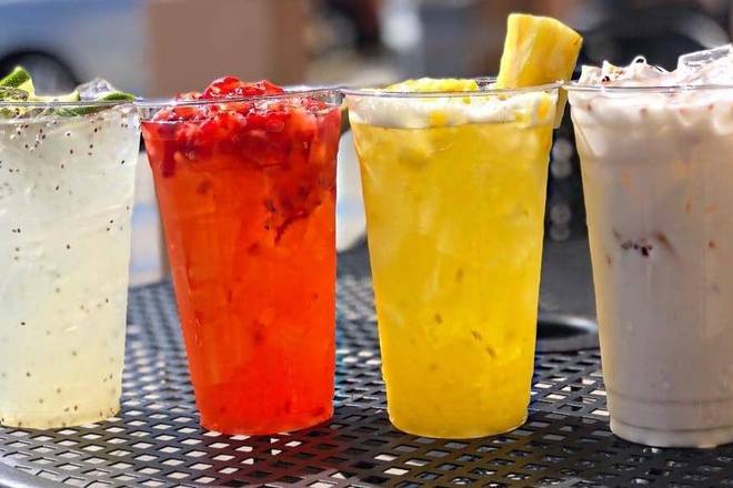 Order Aqua Fresca Grande food online from Michoacana King store, Los Angeles on bringmethat.com