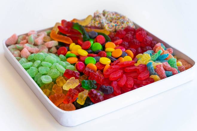 Order Candy Platter  food online from Mindy's Munchies store, Boca Raton on bringmethat.com