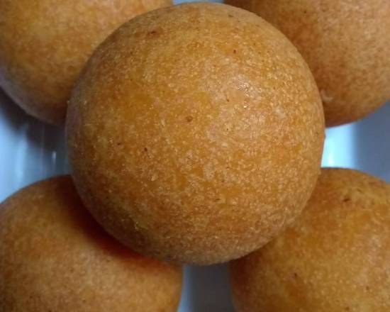 Order colombian buñuelo food online from La Parrilla Latin Food Llc store, Chicago on bringmethat.com