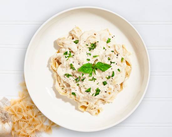 Order Too Alfredo to Love You Pasta (Fettuccine) food online from The Sauced Italian store, Miami on bringmethat.com