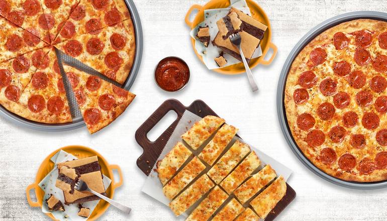 Order Family Pack food online from Pasqually Pizza & Wings store, Davenport on bringmethat.com