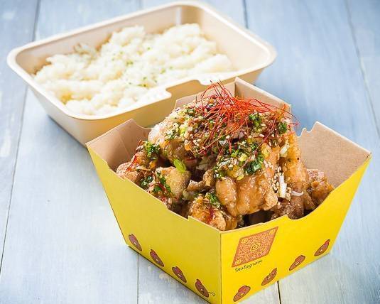 ⑤【香味】自家製たれの油淋鶏弁当 Fried Chicken in Homemade Sauce