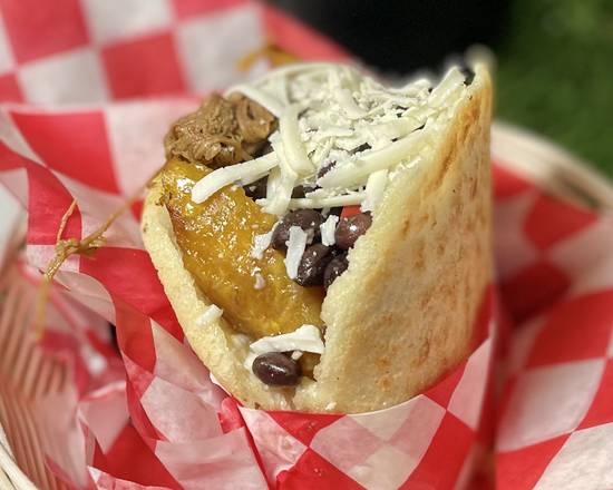 Order Pabellón Arepa food online from Dale Arepa Bar & Healthy Bistro store, Miami on bringmethat.com