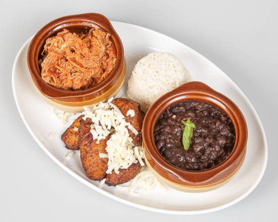 Order Pabellón Criollo Venezolano food online from Bocas Grill store, Miami on bringmethat.com