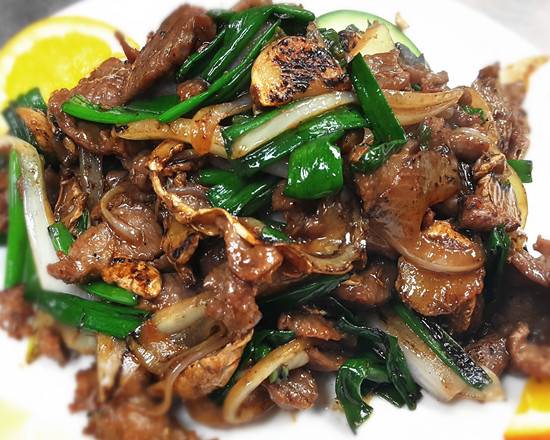 Order Lamb with Cumin 孜然羊片 food online from Jin Ding Restaurant store, Bryn Mawr on bringmethat.com