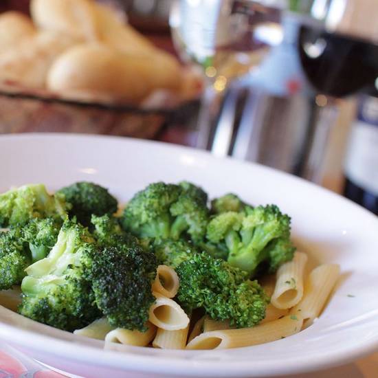 Order Pasta Broccoli food online from La Piazza store, Merrick on bringmethat.com