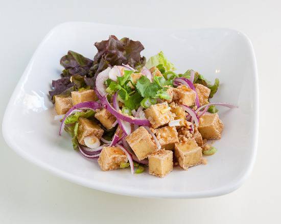 Order Crispy Tofu Salad food online from Silom 12 Thai Bucktown store, Chicago on bringmethat.com