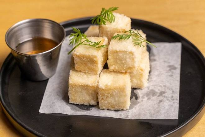 Order Fried Tofu food online from Sea Thai Restaurant store, Orlando on bringmethat.com