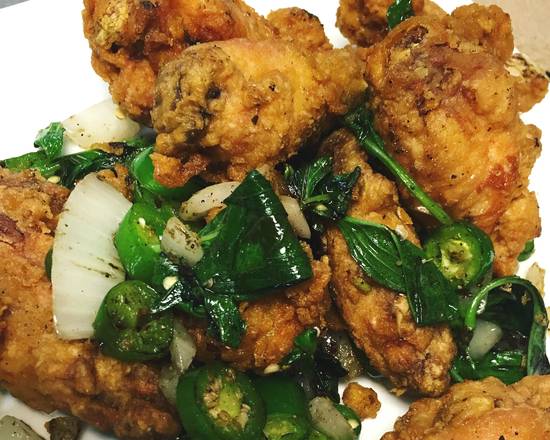 Order Jalapeno Basil Chicken Wings (8) food online from Mulan Asian Bistro store, Memphis on bringmethat.com