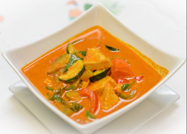 Order Panang Curry food online from Thai Chili Cuisine store, Santa Clara on bringmethat.com