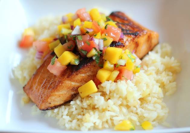 Order GRILLED SALMON food online from Whiskey Wings store, Largo on bringmethat.com