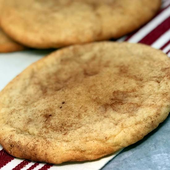 Order Big Cookie Snickerdoodle food online from Little Lois Cafe store, Salem on bringmethat.com