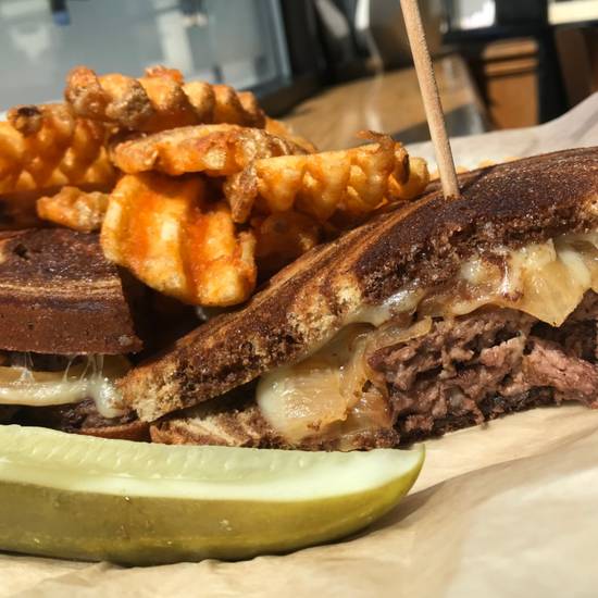 Order Patty Melt food online from Windy City Cafe store, Chicago on bringmethat.com
