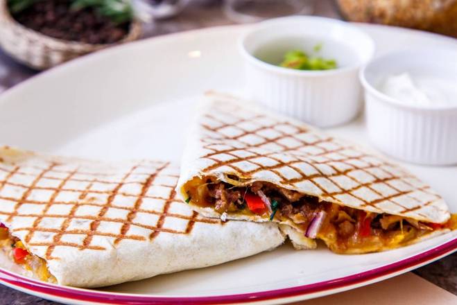 Order Pollo Asado Quesadilla food online from Mia Quesadillas store, Tucson on bringmethat.com