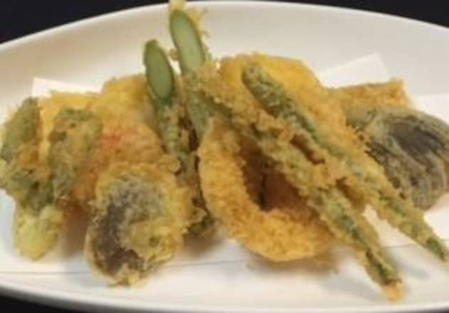 Order Vegetable Tempura Dinner food online from Sushi Katsu-Ya - Woodland Hills store, Woodland Hills on bringmethat.com