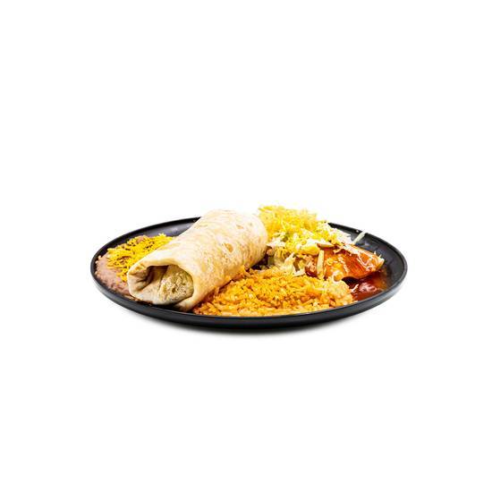 Order Chicken Burrito food online from Muchas Gracias store, Josephine County on bringmethat.com