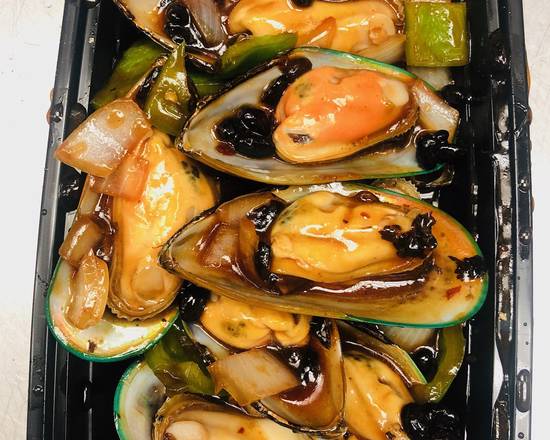 Order mussel food online from Kenny's Sub Shop store, Beltsville on bringmethat.com