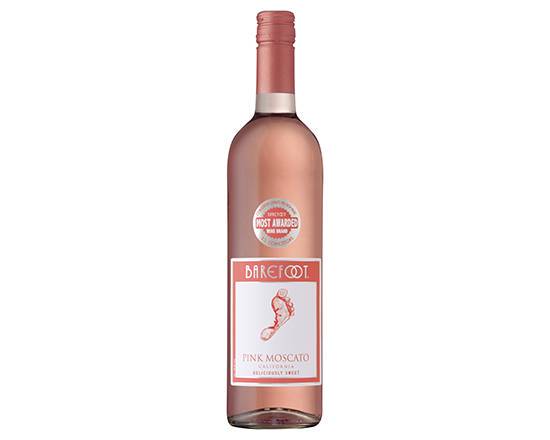 Order Barefoot Cellars Pink Moscato, 750mL blush wine (9.0% ABV) food online from Bellerose Wines & Liquor store, Queens on bringmethat.com