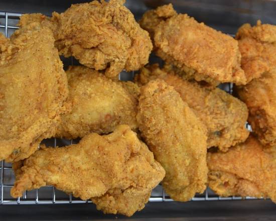 Order Traditional Wings food online from Krispy Krunchy Chicken store, Minneapolis on bringmethat.com