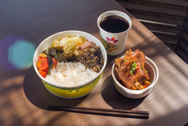 台中市西區美食 28街排骨店 網友評價 菜單 推薦餐點 食記 外送優惠 飢餓黑熊app