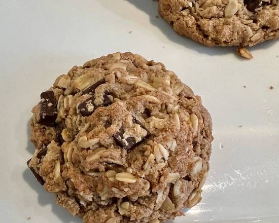 Order Oatmeal Chocolate Chip Cookie (V, GF) food online from Hello Robin store, Seattle on bringmethat.com