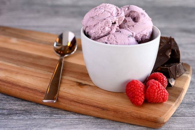 Order Single Scoop Bowl food online from Pete & Belle Ice Cream Shop store, Spokane Valley on bringmethat.com