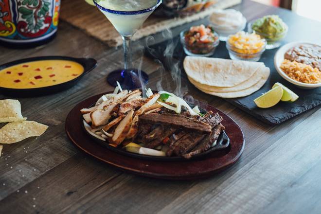 Order Mixed Fajitas food online from Casa Ole store, Odessa on bringmethat.com