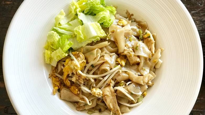 Order Kua Gai food online from Celadon Thai Kitchen store, Los Angeles on bringmethat.com