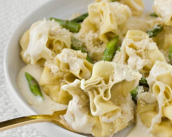 Order Fiocchetto Cacio E Pere food online from Spaghetto store, Davie on bringmethat.com