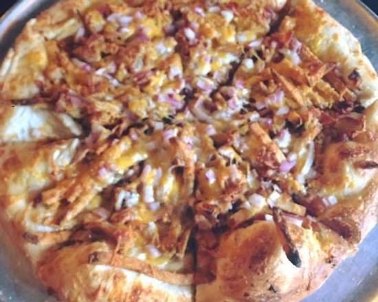 Order Smoked Buffalo Chicken Pizza food online from Barrel Junction store, Shaler Township on bringmethat.com