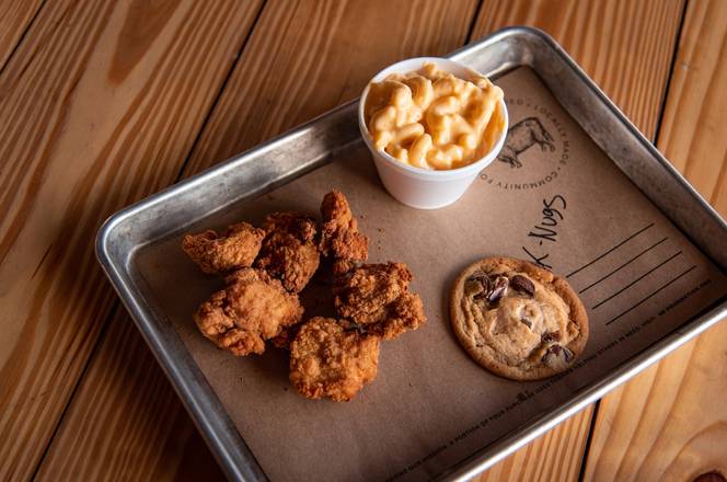 Order Kids Nuggets + 1 Side food online from 4 Rivers Smokehouse - UCF store, Orlando on bringmethat.com