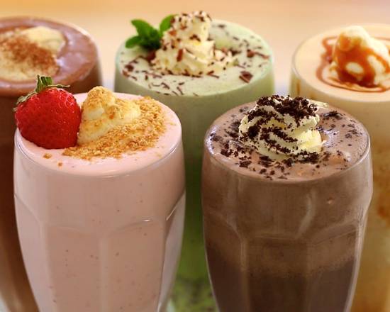 Order Batidos/Milkshakes food online from Miami Bakery Cafe store, Miami on bringmethat.com