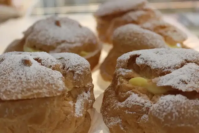 Order Cream Puff food online from Vittorias Italian Coffee And Pastries store, Daytona Beach Shores on bringmethat.com