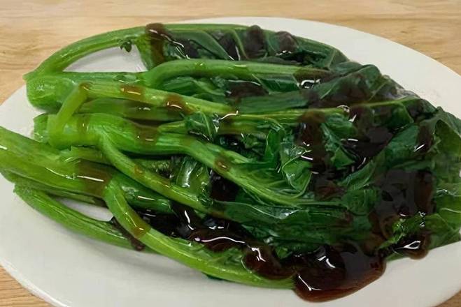 Order Chinese Broccoli With Oyster Sauce 蚝油芥兰 food online from Lotus 8 store, Folsom on bringmethat.com