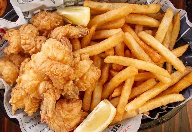 Order Fried Shrimp (4) & Fried Catfish (2) Basket food online from Crab Du Jour store, Wilson on bringmethat.com