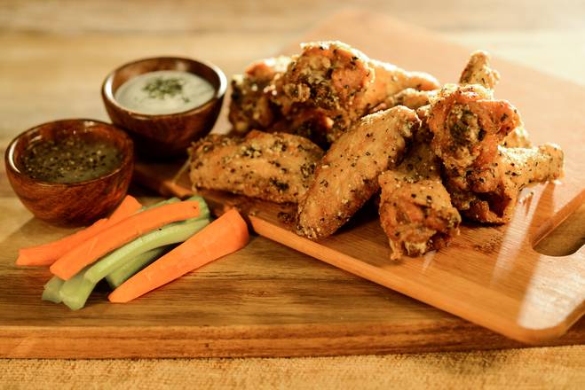 Order 8 Piece Combo (Bone-In) food online from Hot Wings Cafe store, Glendale on bringmethat.com