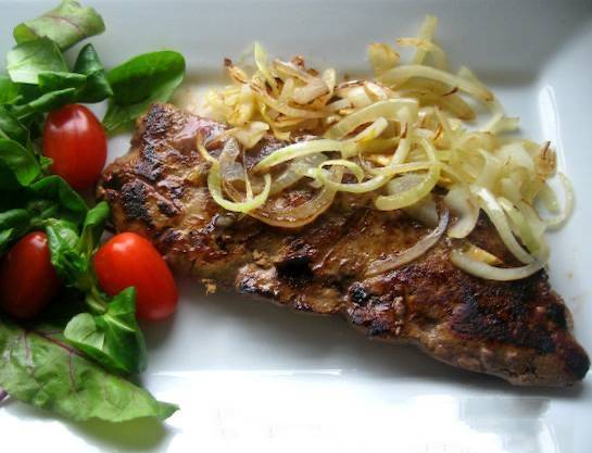 Order Liver with onions - Higado Encebollado with 3 sides + 1 Cola Cola Gratis food online from Medellin Restaurant store, Coconut Creek on bringmethat.com
